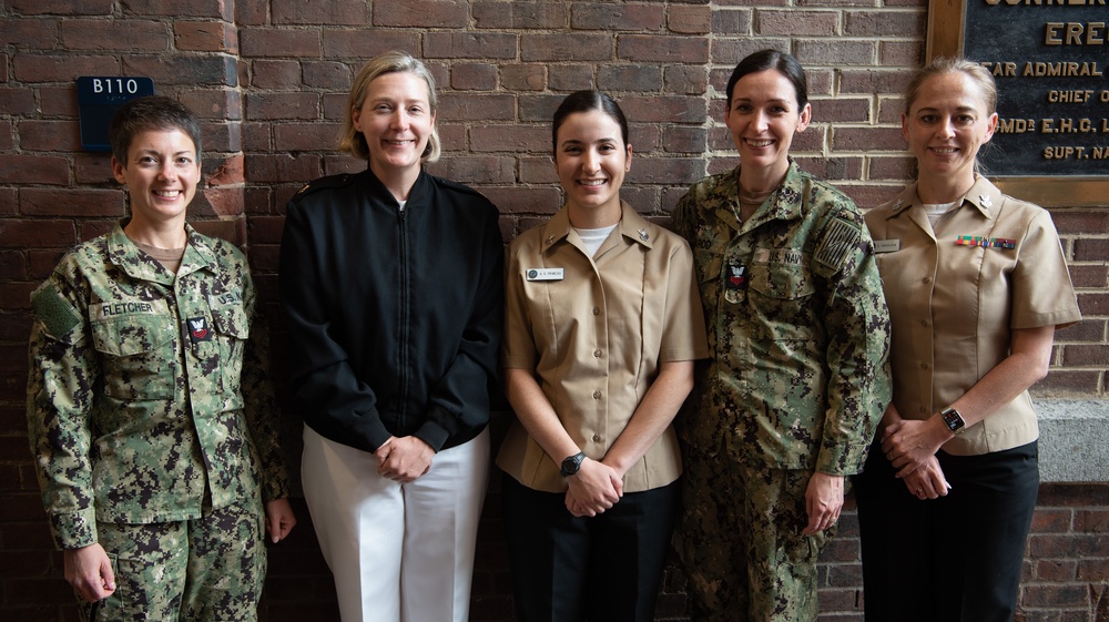 MU1 Alyssa Primeau Pinning Ceremony to E6