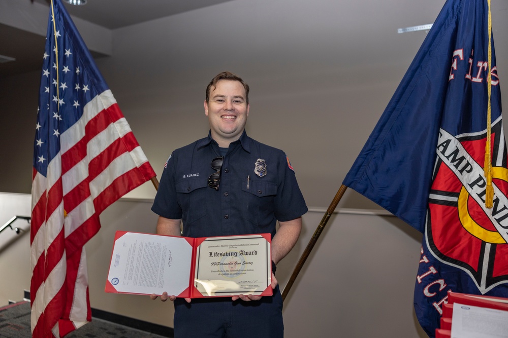 Camp Pendleton firefighters awarded for saving lives