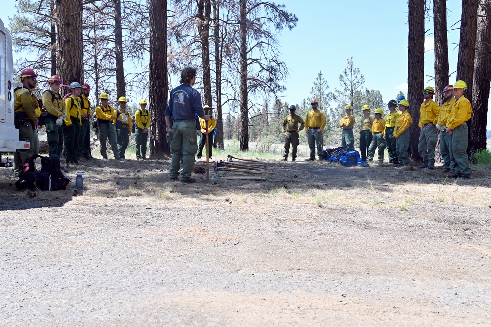 Additional Team Kingsley Airmen trained to support wild fires in Oregon