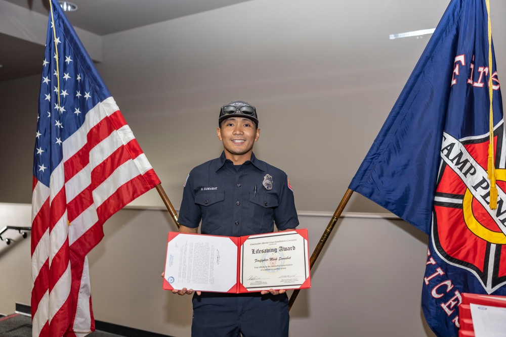 Camp Pendleton firefighters awarded for saving lives