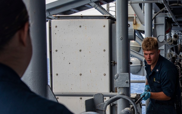 Maintaining an MK 38-25mm Machine Gun