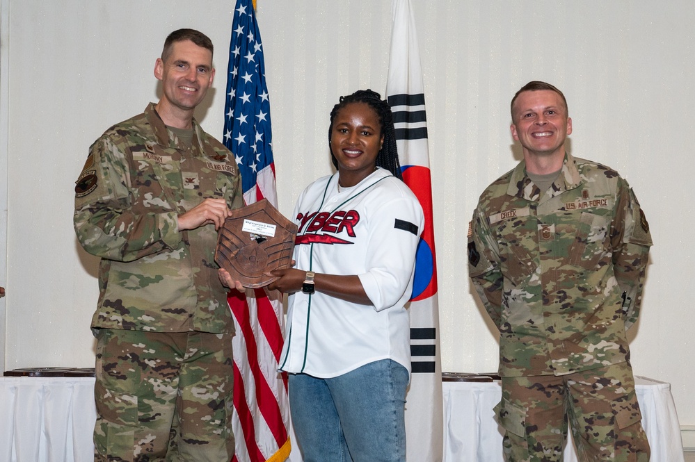 Wolf Pack honors new Master Sergeants