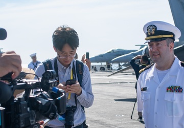 USS Ronald Reagan (CVN 76) hosts Vietnamese media outlets during a port visit to Da Nang, Vietnam