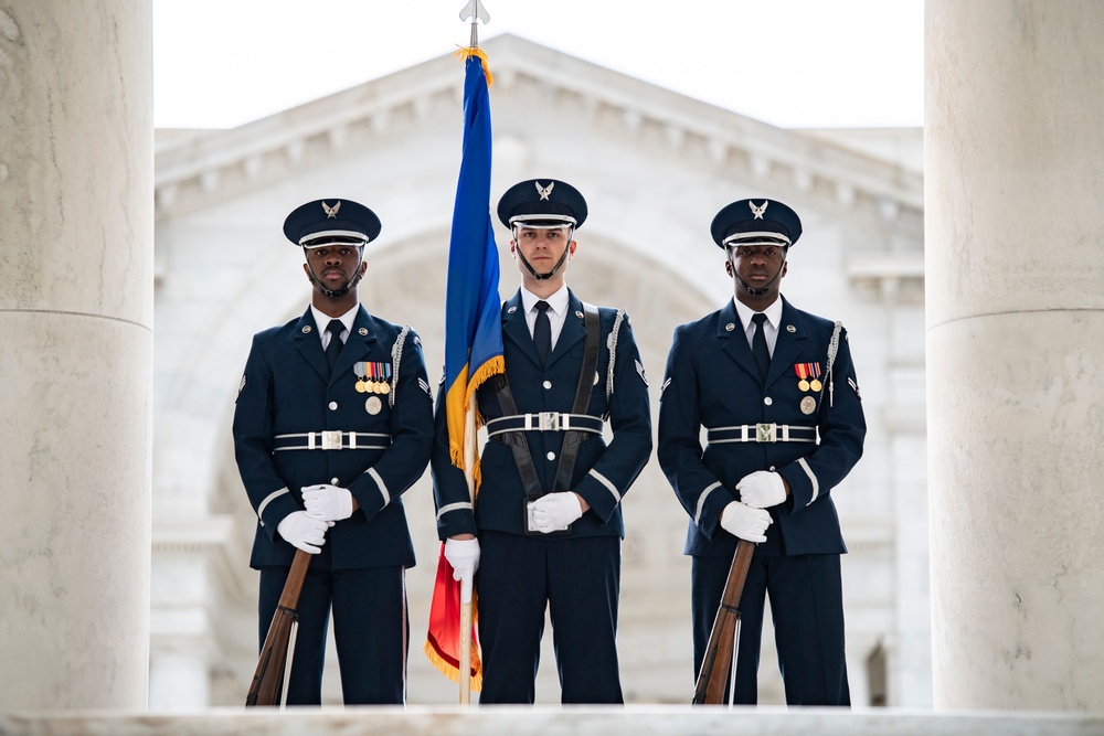 Chief of the Romanian Air Force Staff Lt. Gen. Viorel Pana Participates in an Air Force Full Honors Wreath-Laying Ceremony at the Tomb of the Unknown Soldier