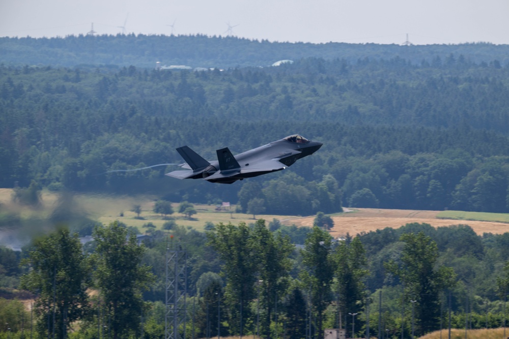 158 FW F-35A Lightning leaving Spangdahlem AB