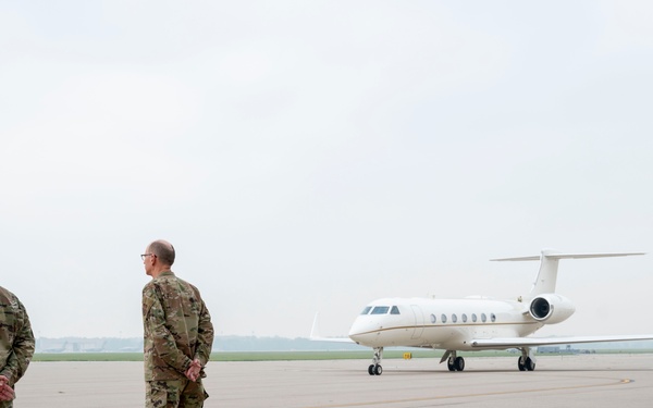 Secretary of the Air Force Frank Kendall Delivers Keynote to AFLCMC PSM Forum