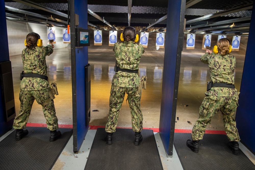 New Student Indoctrination (NSI) Cycle 1 Midshipman Candidates Live Fire Qualification
