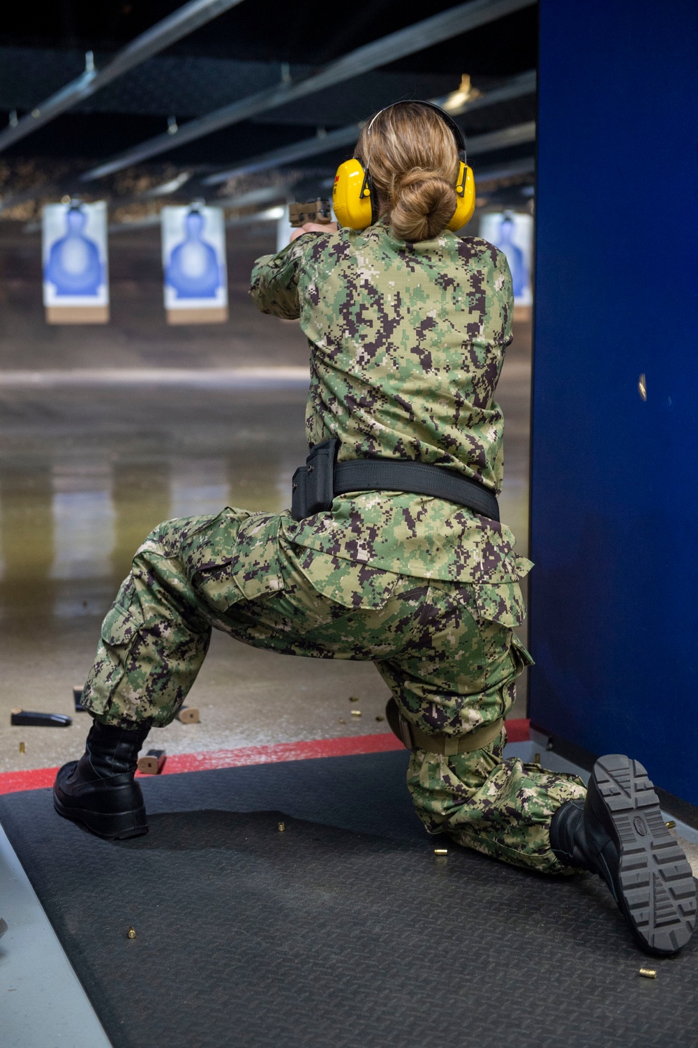 New Student Indoctrination (NSI) Cycle 1 Midshipman Candidates Live Fire Qualification New Student Indoctrination (NSI) Cycle 1 Midshipman Candidates Live Fire Qualification