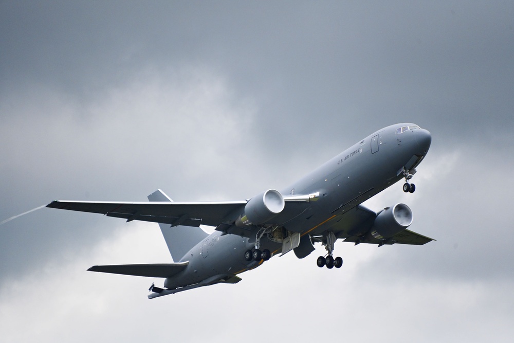 JBMDL 305th Air Mobility Wing Celebrate 100 years of air refueling By Conducting flyover NJ. June 27th, 2023