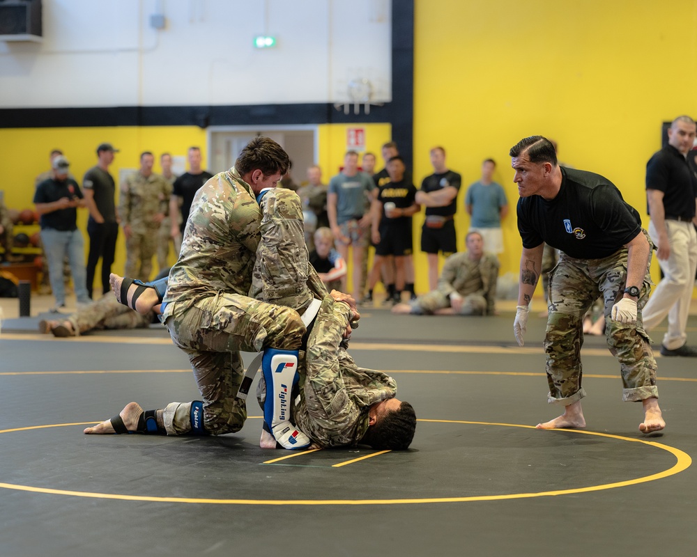 Sky Soldiers Participate in Combative Tournament