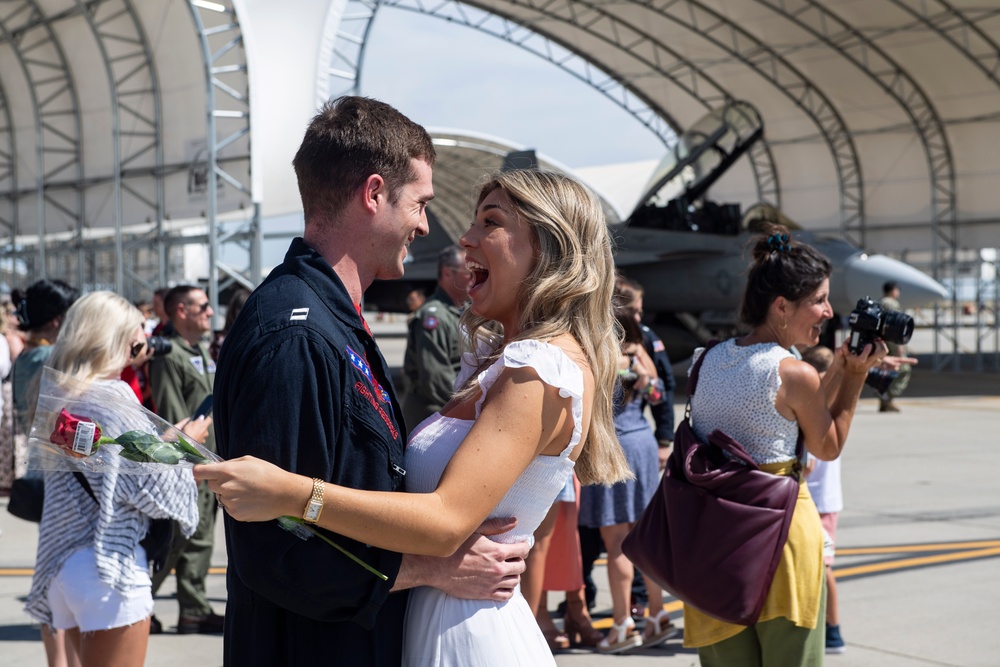 VFA-22 Homecoming