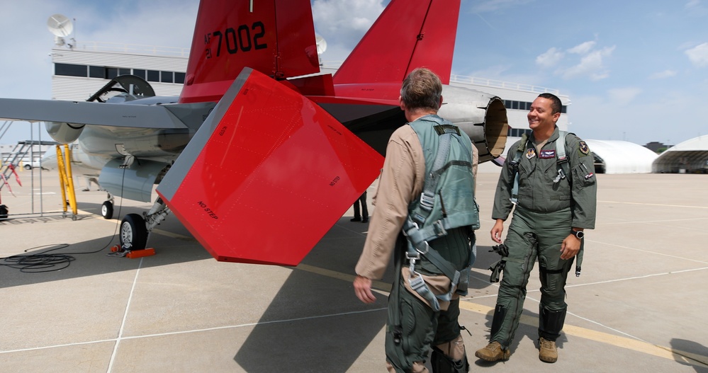 Edwards test pilot makes history as first Air Force pilot to fly T-7A Red Hawk