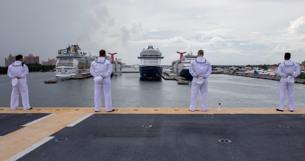 USS Wasp Pulls into The Bahamas