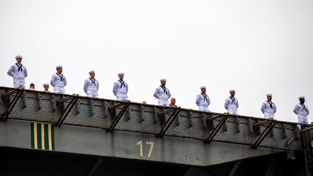 USS Nimitz Return to Homeport