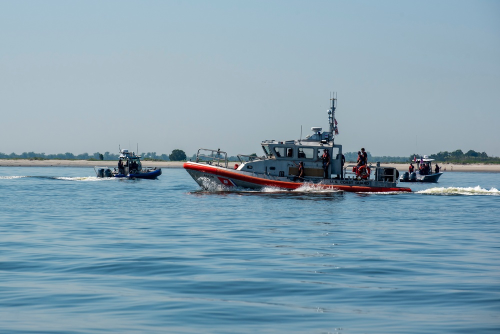 Federal, state and local agencies conduct mass rescue exercise in Port of Charleston