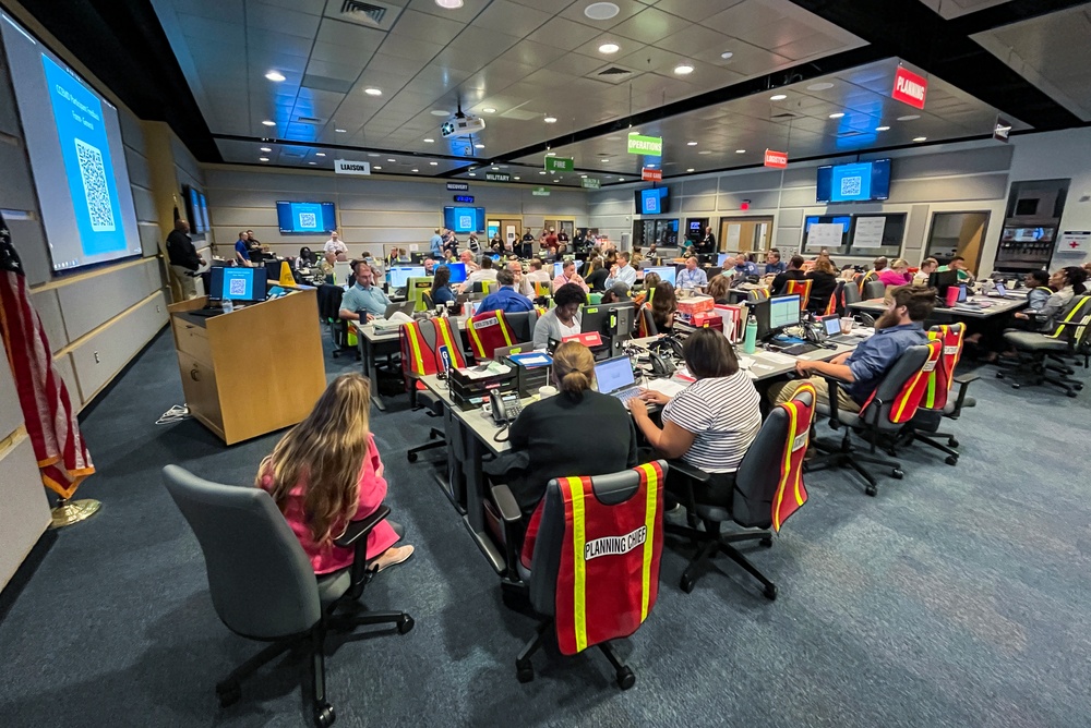 Federal, state and local agencies conduct mass rescue exercise in Port of Charleston