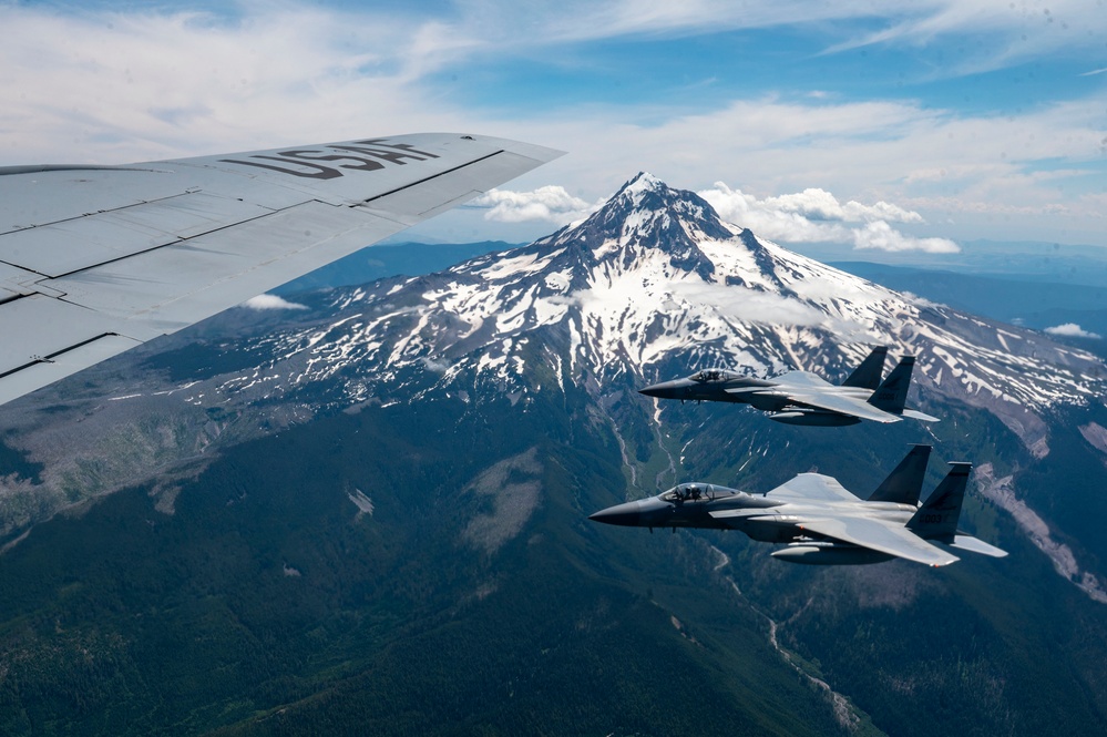 Fairchild celebrates 100 years of air refueling with Operation Centennial Contact