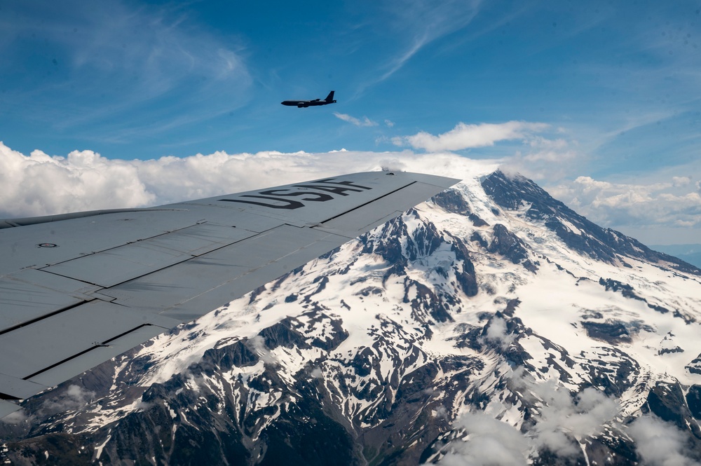 Fairchild celebrates 100 years of air refueling with Operation Centennial Contact