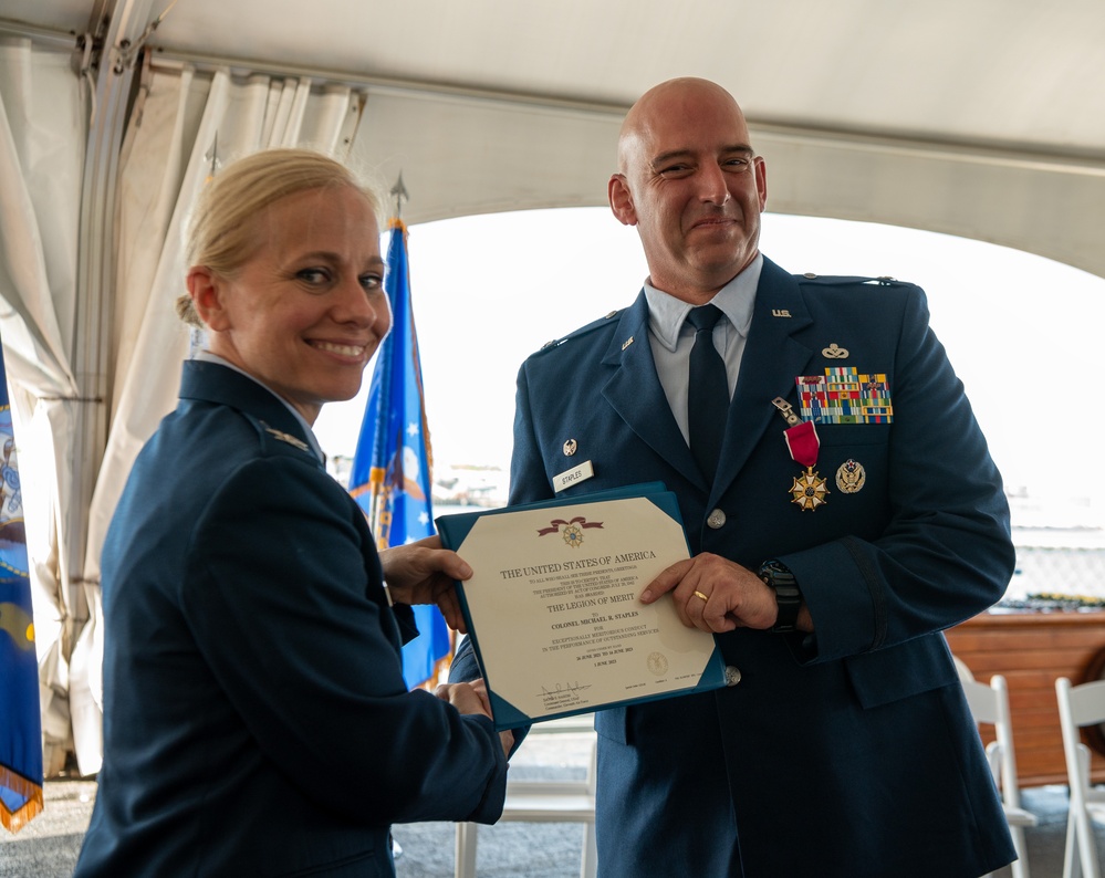 JBPHH: 647th Air Base Group Change of Command