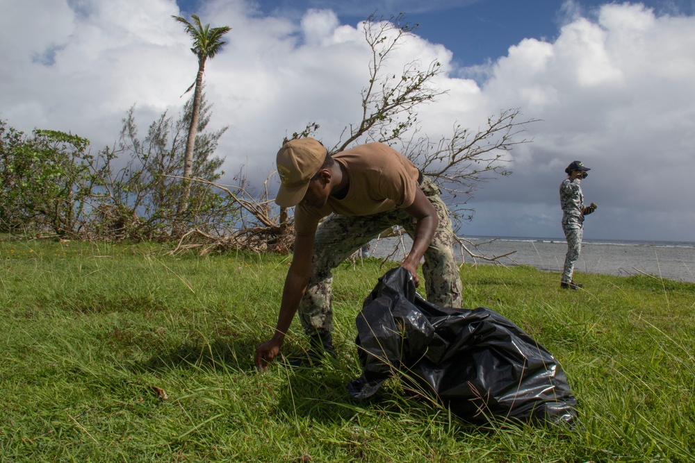 Sailors Volunteer for Typhoon Recovery