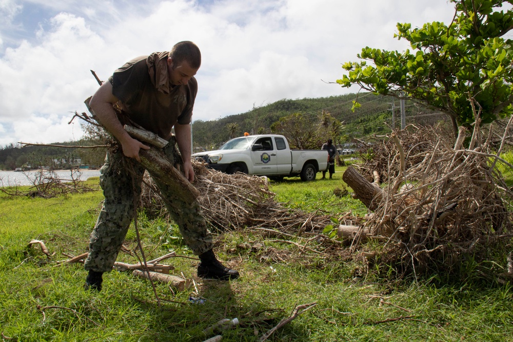 Sailors Volunteer for Typhoon Recovery