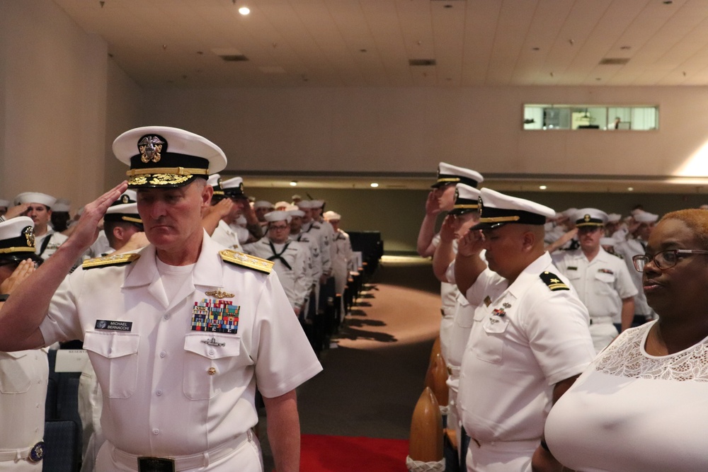 Capt. Hanser assumes command of NIOC - Texas