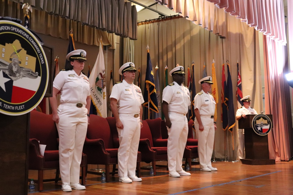 Capt. Hanser assumes command of NIOC - Texas