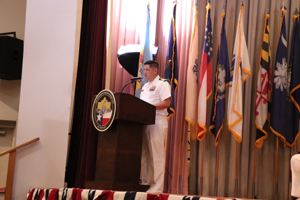 Capt. Hanser assumes command of NIOC - Texas