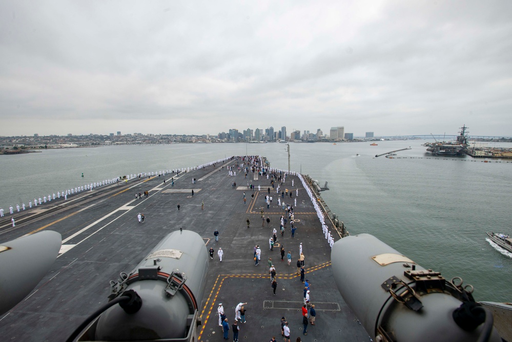 Nimitz Mans The Rails