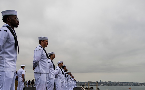 Nimitz Mans The Rails