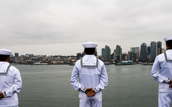 Nimitz Mans The Rails