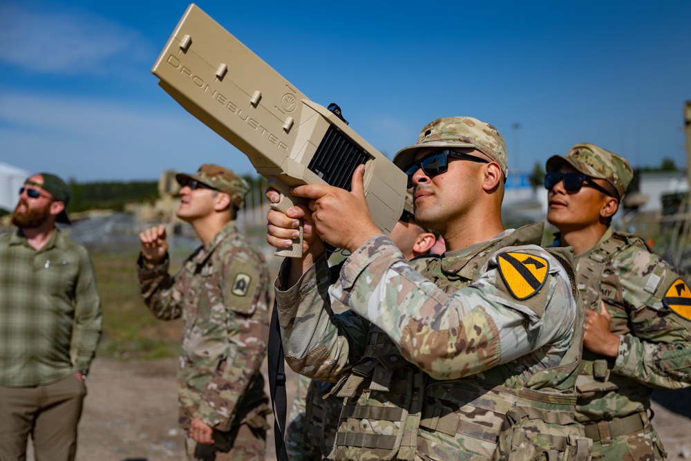 DVIDS - Images - Counter-Unmanned Aerial Systems Training [Image 2 of 6]