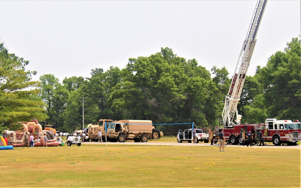 Fort McCoy holds Soldier and Family Fun Day