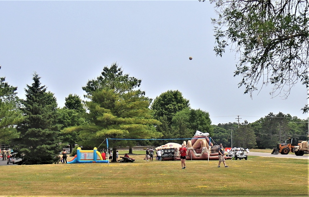 Fort McCoy holds Soldier and Family Fun Day