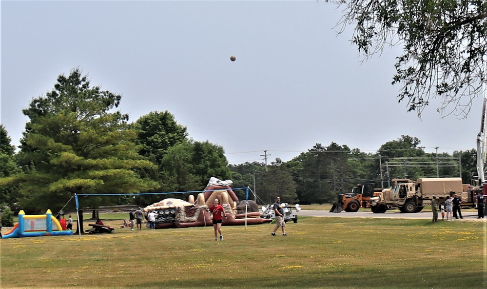 Fort McCoy holds Soldier and Family Fun Day