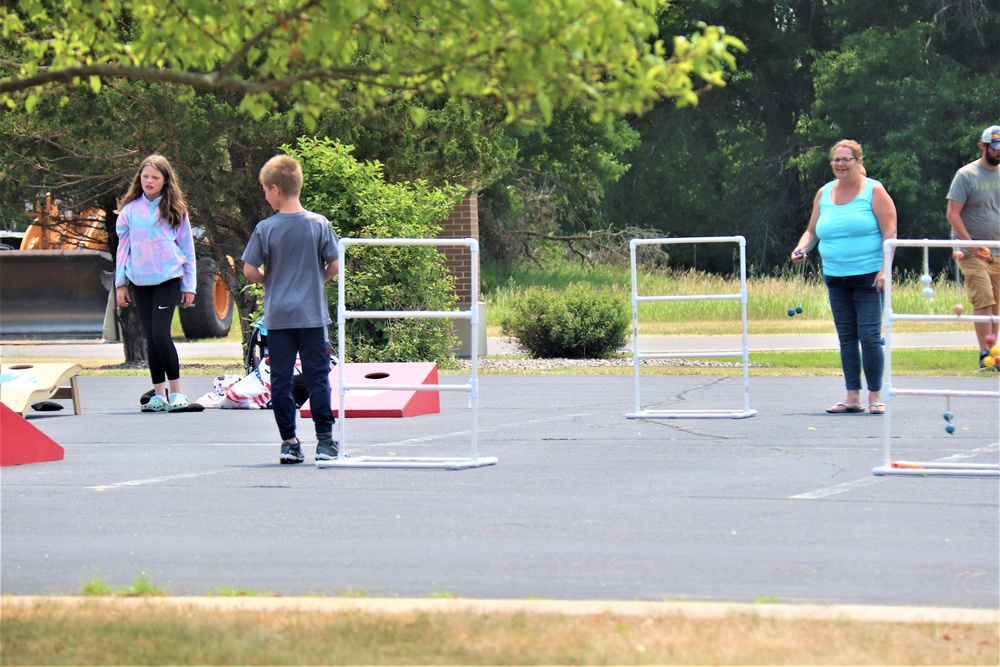 Fort McCoy holds Soldier and Family Fun Day