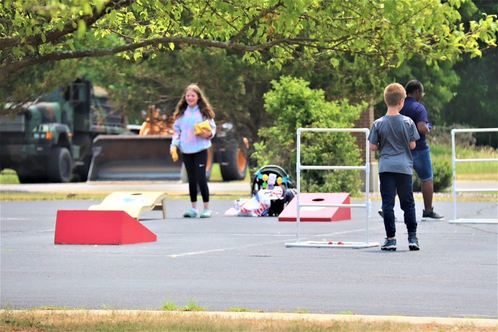 Fort McCoy holds Soldier and Family Fun Day