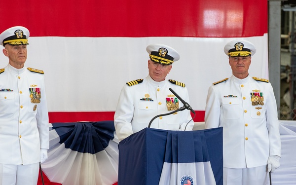 Capt. Jip Mosman Becomes Norfolk Naval Shipyard’s 111th Shipyard Commander