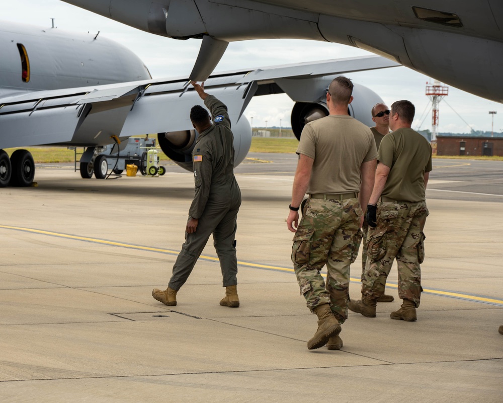 126th ARW Redeploy Exercise Aircraft