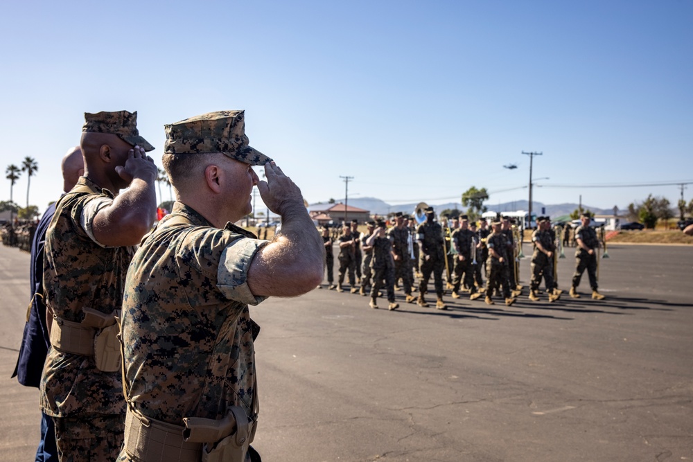 Weapons and Field Training Bn Change of Command