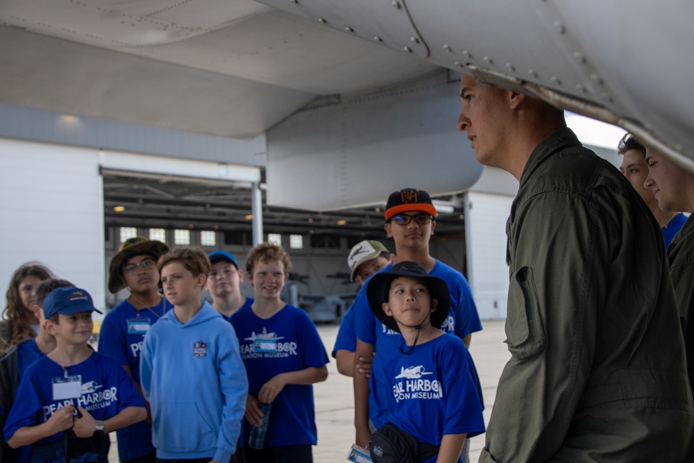 Pearl Harbor Aviation Museum's &quot;Flight School&quot; Summer Camp Students Visit VMM-268