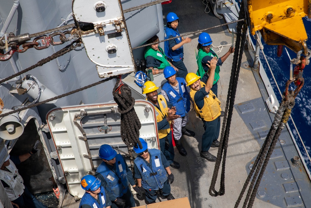 Philippine Navy sailor Observes UNREP aboard USS Robert Smalls (CG 62)