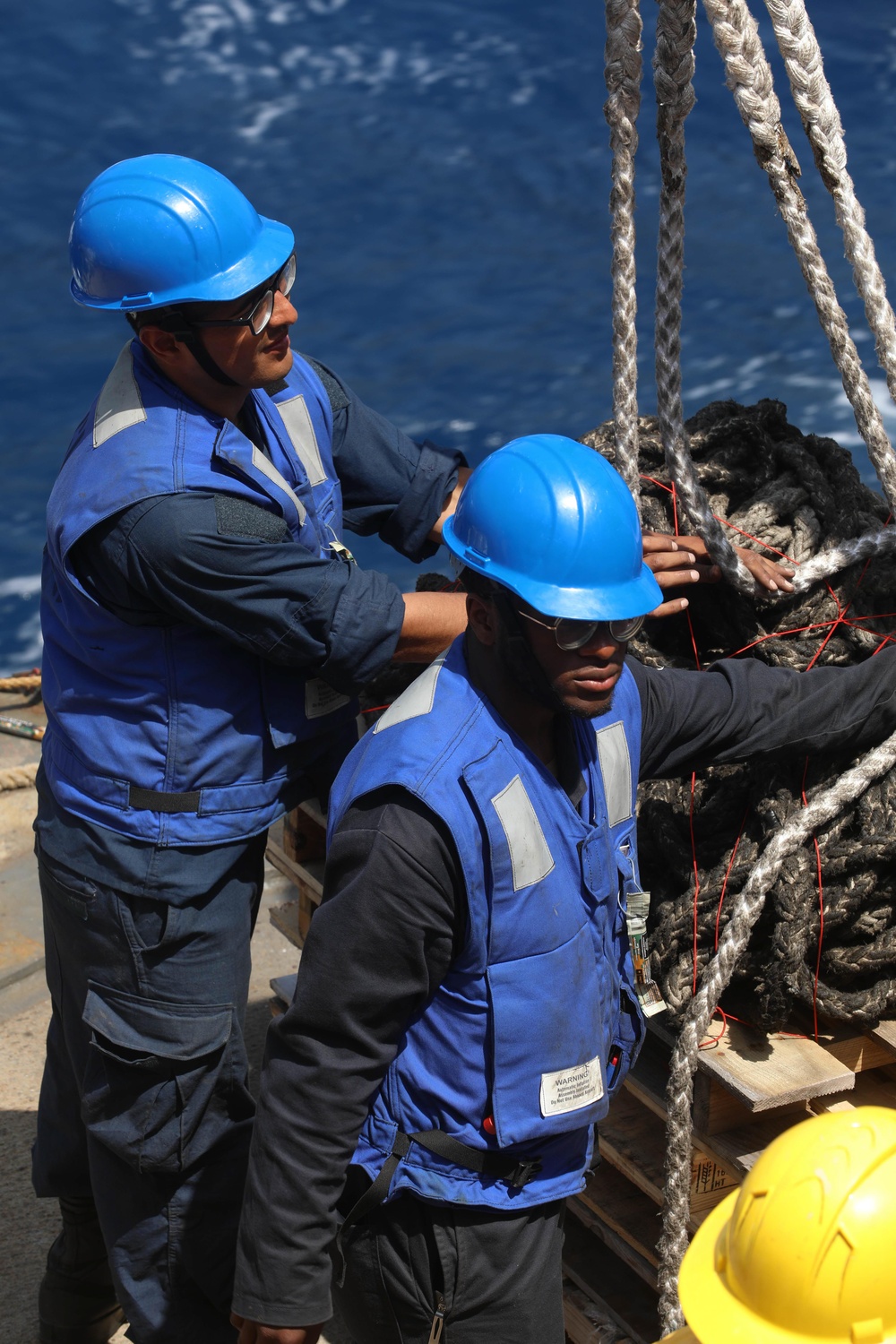 Sailors Prepare Pallets And Line