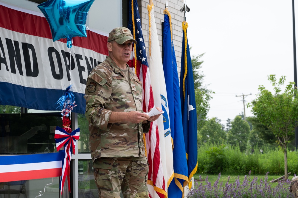 Massachusetts Air National Guard Recruiting Office opens its newest storefront in West Wareham