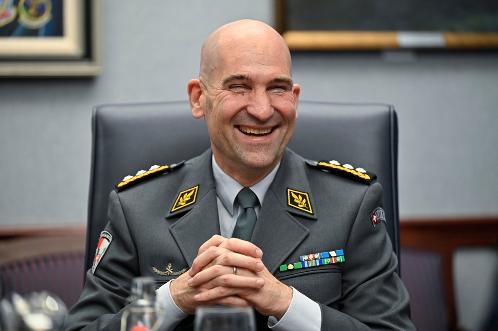 CSAF Brown meets Switzerland Lt. Gen. Süssli