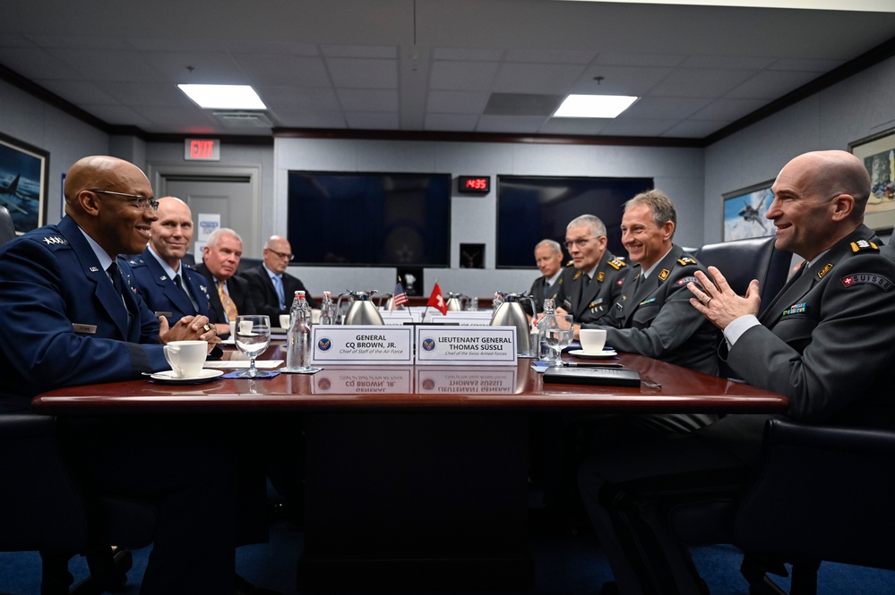 CSAF Brown meets Switzerland Lt. Gen. Süssli