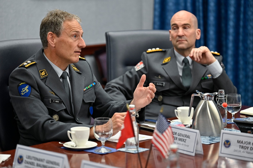 CSAF Brown meets Switzerland Lt. Gen. Süssli