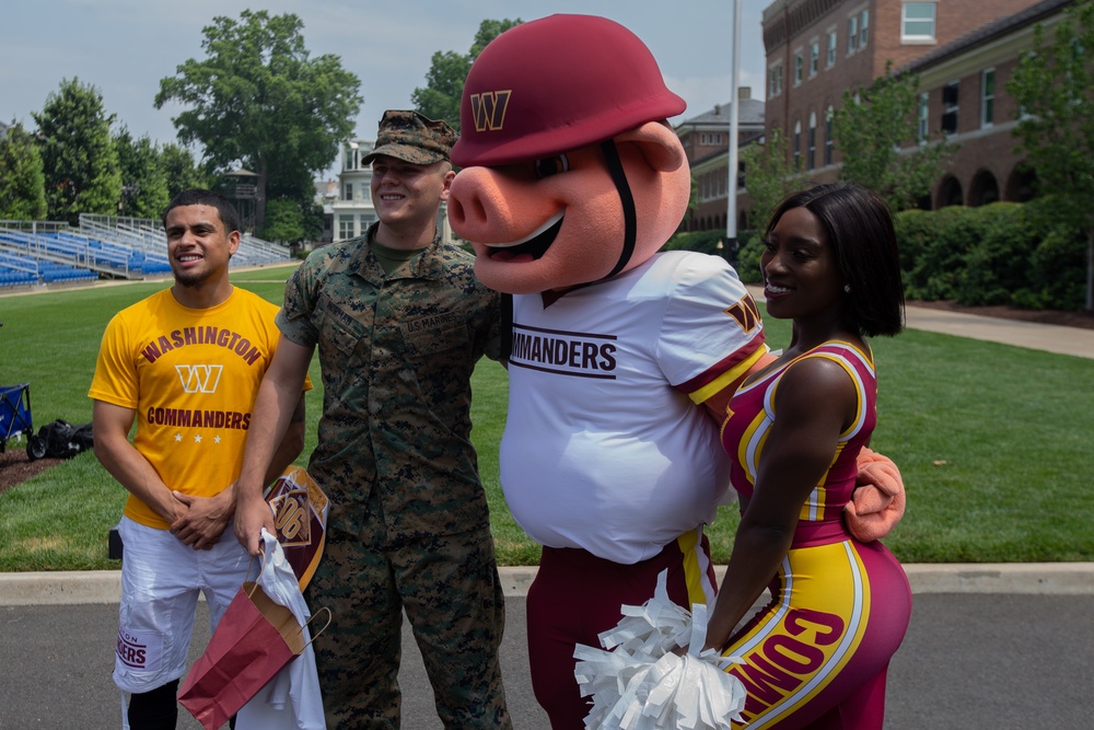 DVIDS - Images - The Washington Commanders visit Marine Barracks Washington  [Image 1 of 7]