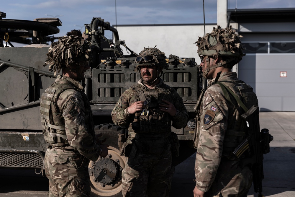 U.S. and British forces display interoperability during operation 'Aliwal Surge'