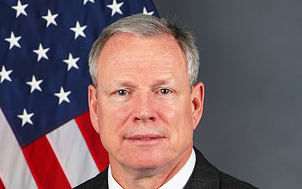 AMCOM employee recognized with top AMC award